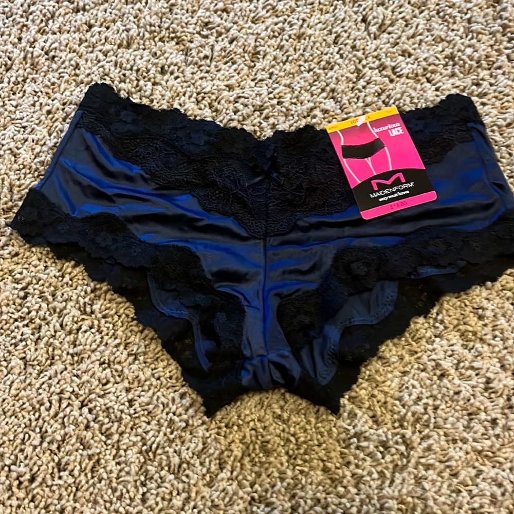 Maidenform Navy Blue Hipster Panties